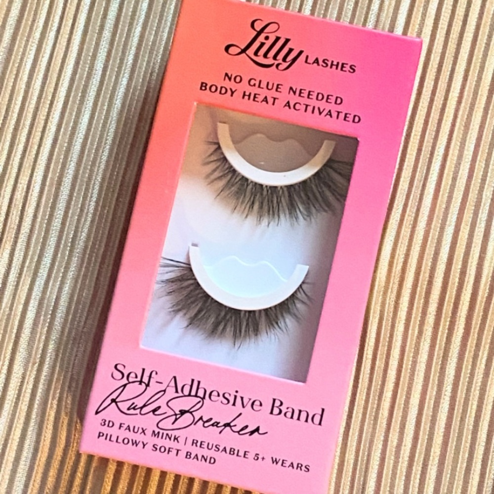 Lilly Lashes RuleBreaker Self Adhesive Band 3D Faux Mink Reusable False Lashes
